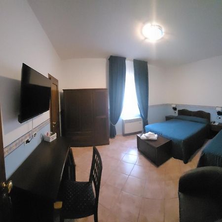 Hotel Eden Sul Lago Больсена Экстерьер фото