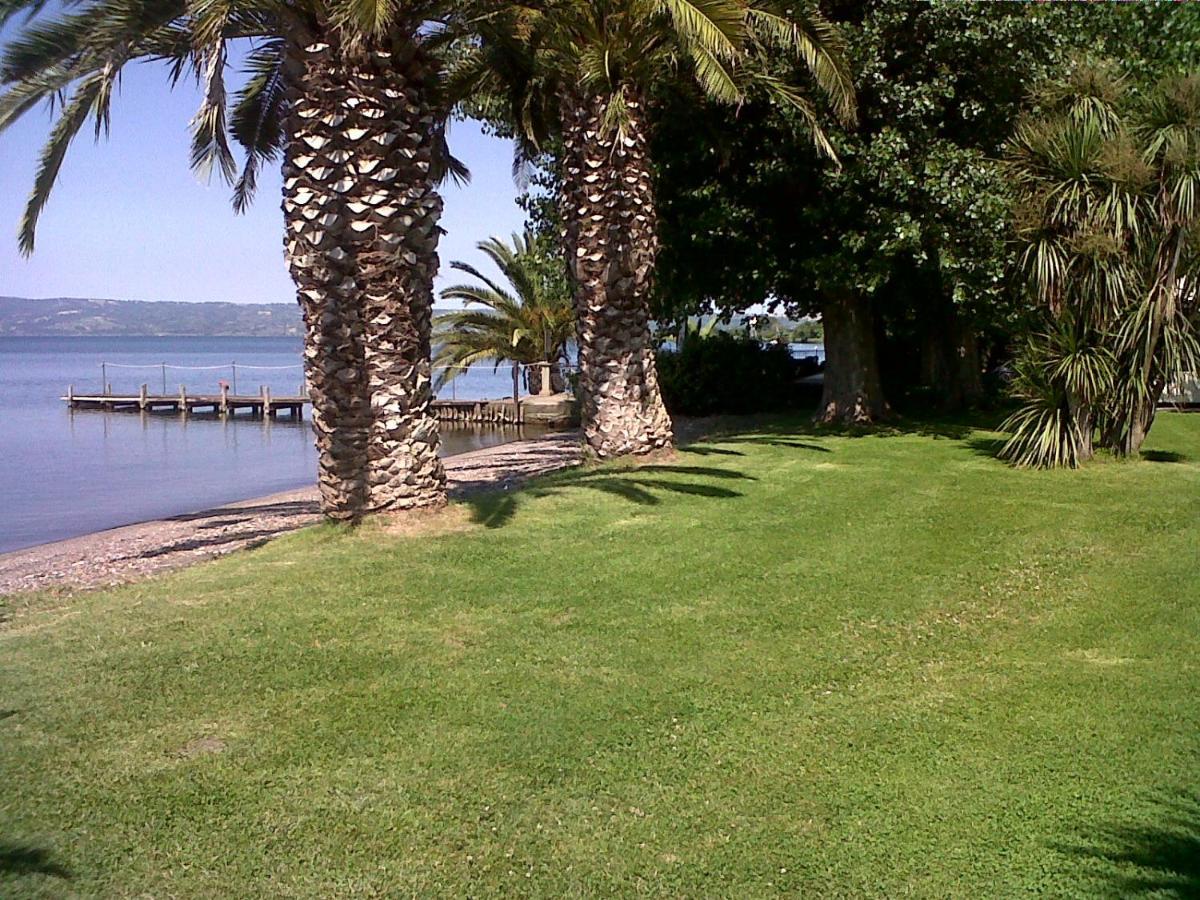 Hotel Eden Sul Lago Больсена Экстерьер фото