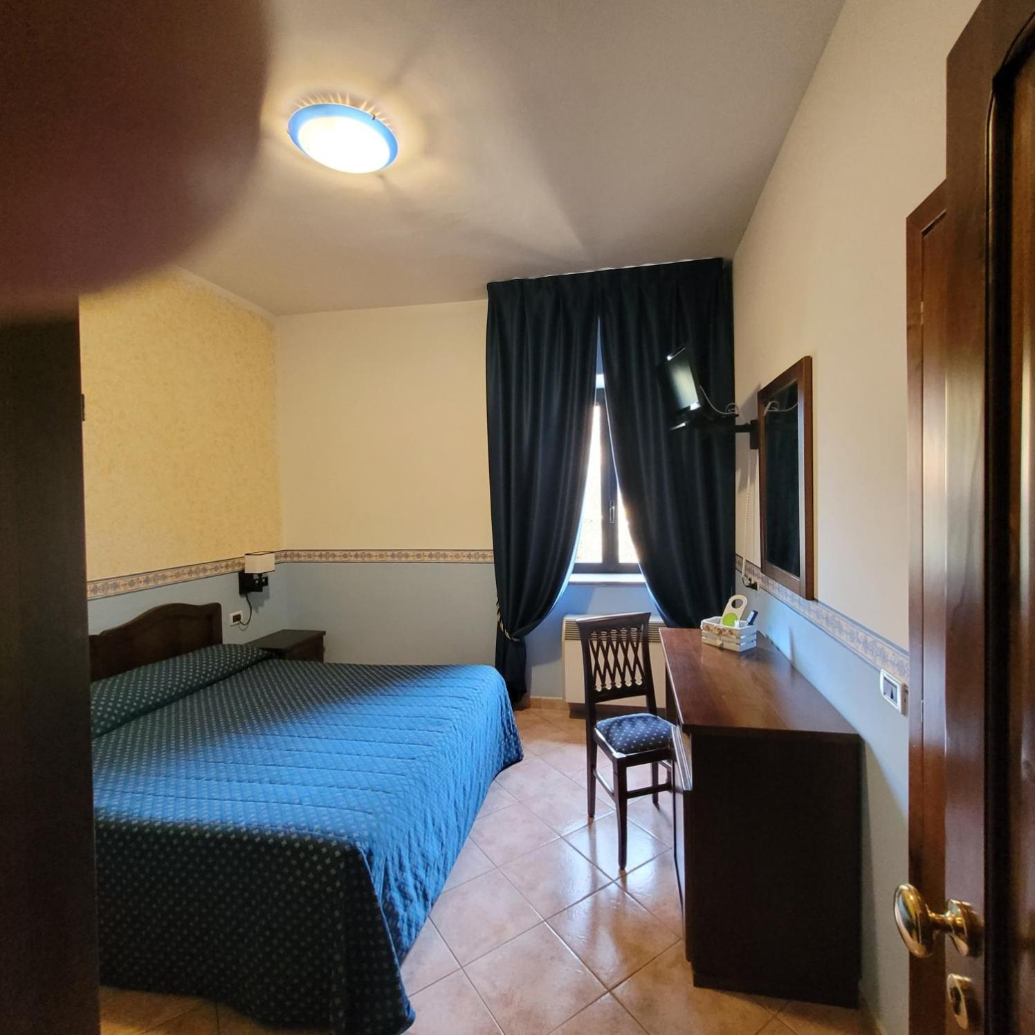 Hotel Eden Sul Lago Больсена Экстерьер фото